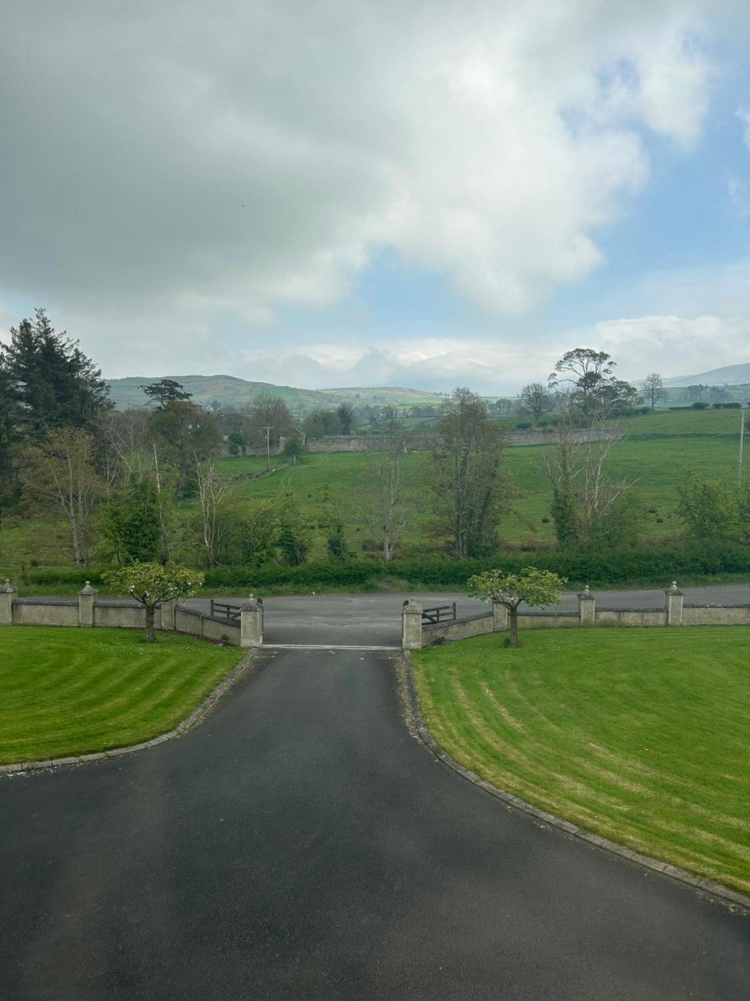 Apartmán Lyza'S Loft Kilcoo Exteriér fotografie
